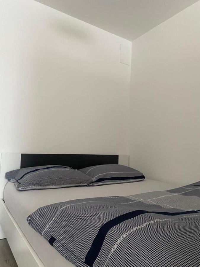 Vrbani Apartment Zagreb